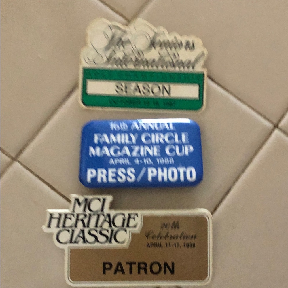 Vtg gold and tennis Vip passes